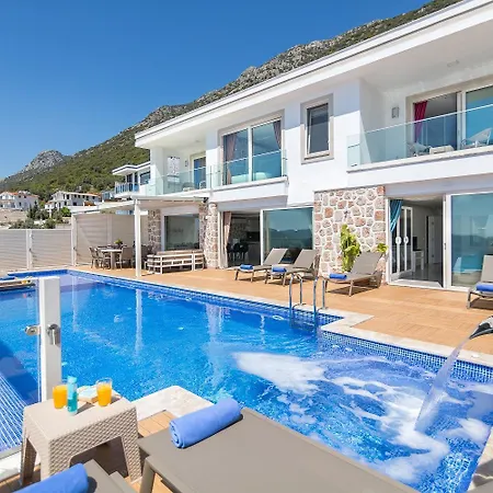 La Azur Vila *