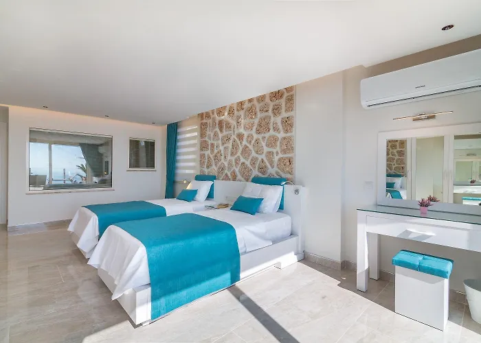 La Azur * Καλκάν