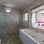 La Azur Villa *